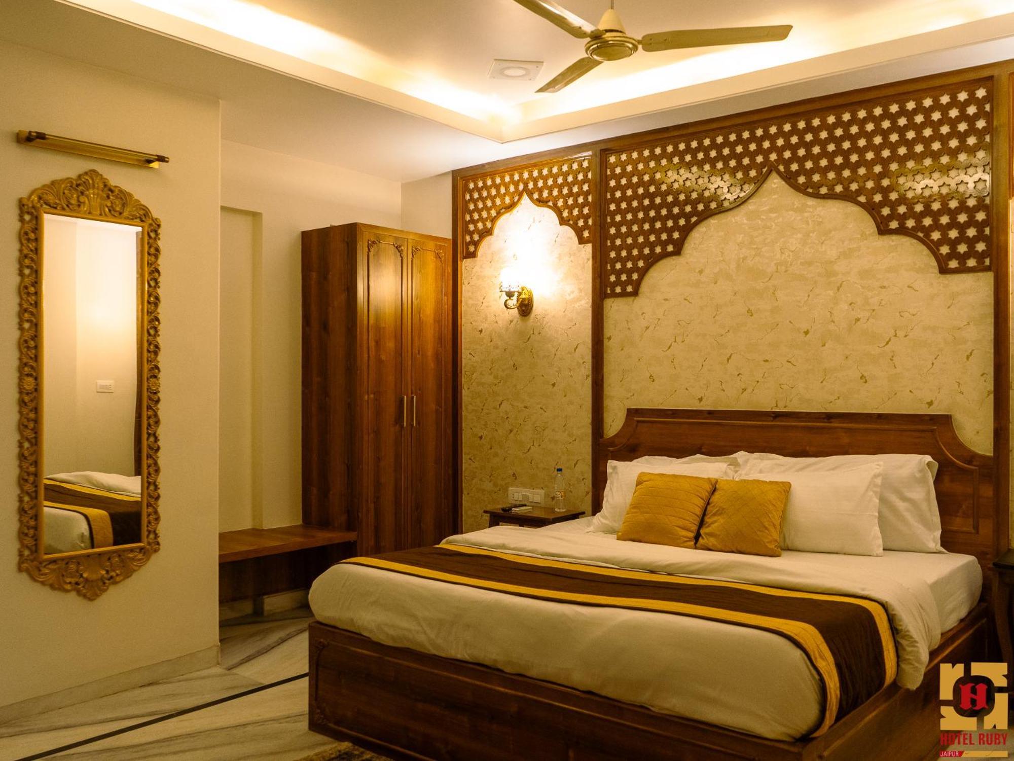 Hotel Ruby Dzsaipur Kültér fotó