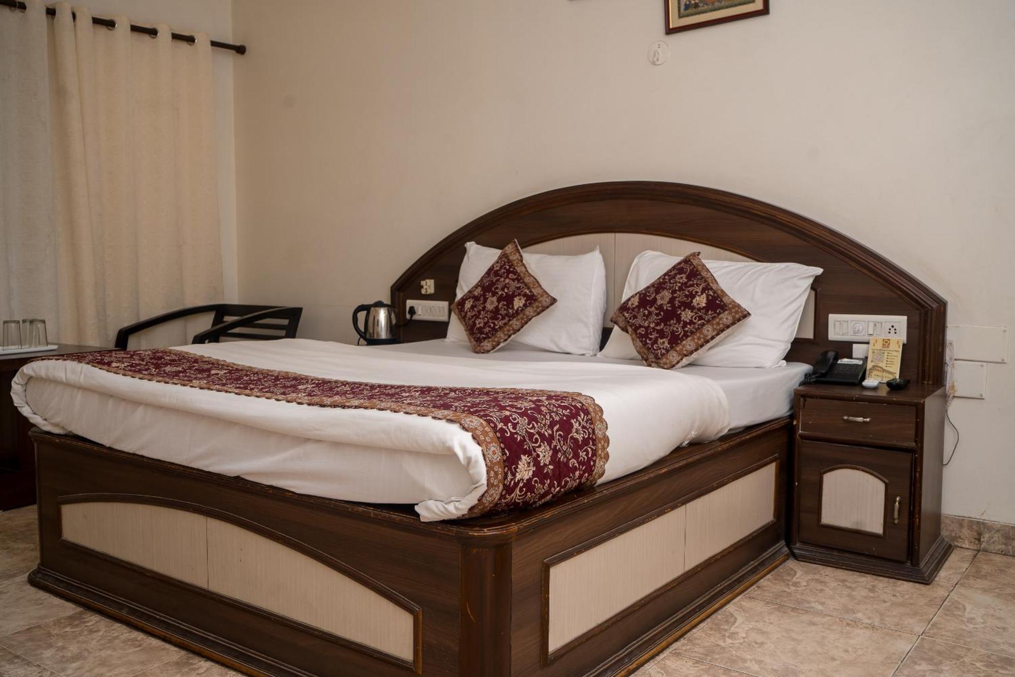 Hotel Ruby Dzsaipur Kültér fotó