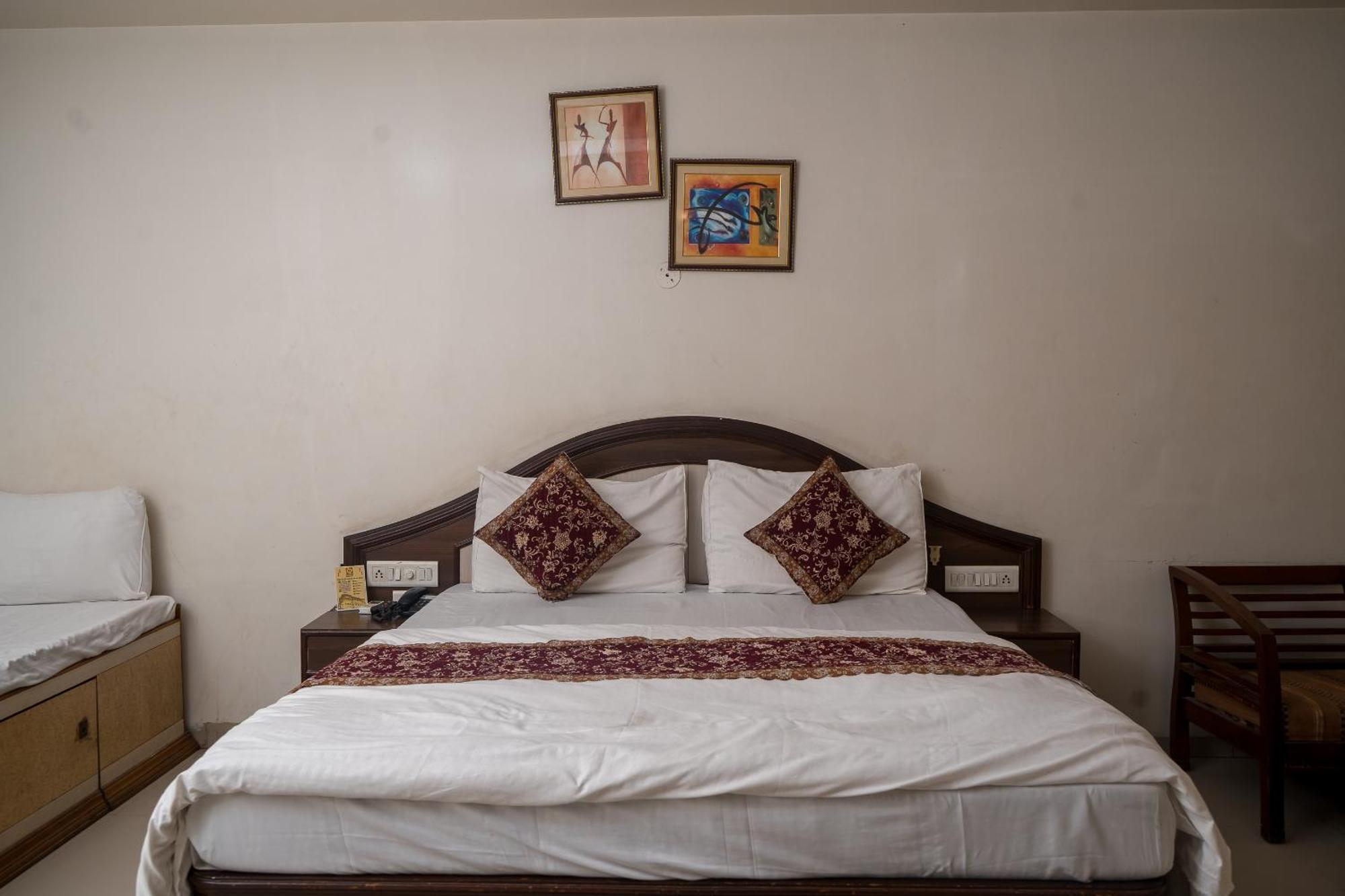 Hotel Ruby Dzsaipur Kültér fotó